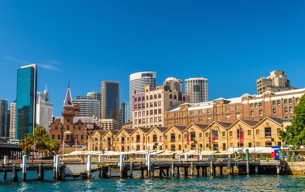 NSW to welcome back international students under pilot quarantine plan